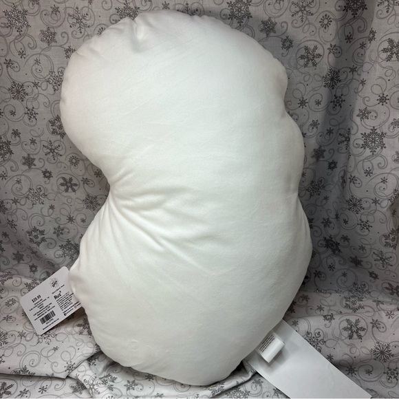 How The Grinch Stole Christmas CIndy Lou Who & Max The Dog Holiday Throw Pillows - Picture 4 of 12